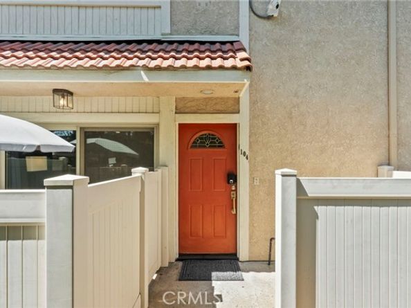 10155 De Soto Avenue 104, Chatsworth (los Angeles) CA 91311