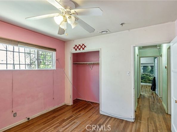 7134 Stansbury Avenue, Van Nuys (los Angeles) CA 91405