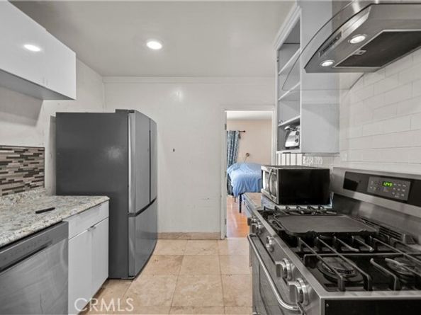 8053 Brimfield Avenue, Panorama City (los Angeles) CA 91402