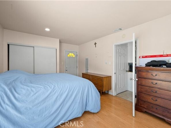 8053 Brimfield Avenue, Panorama City (los Angeles) CA 91402