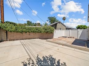 8053 Brimfield Avenue, Panorama City (los Angeles) CA 91402