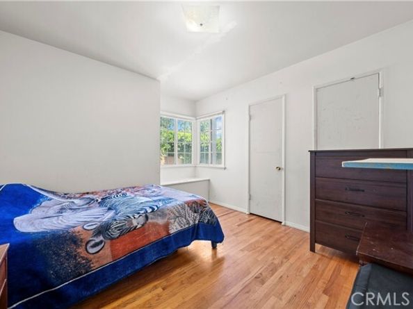8053 Brimfield Avenue, Panorama City (los Angeles) CA 91402