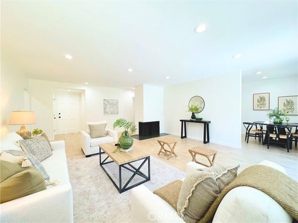 20323 Lorne Street, Winnetka (los Angeles) CA 91306