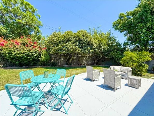 20323 Lorne Street, Winnetka (los Angeles) CA 91306