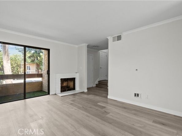 18958 Sherman Way 17, Reseda (los Angeles) CA 91335