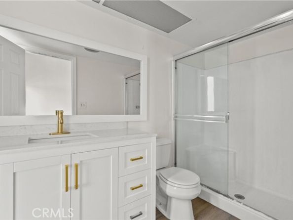 18958 Sherman Way 17, Reseda (los Angeles) CA 91335