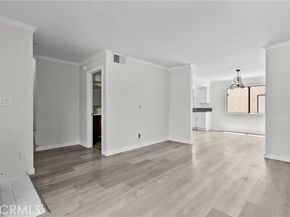 18958 Sherman Way 17, Reseda (los Angeles) CA 91335
