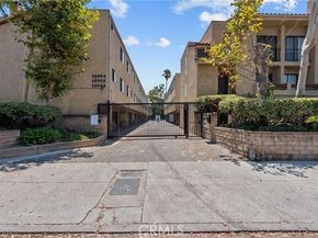18958 Sherman Way 17, Reseda (los Angeles) CA 91335