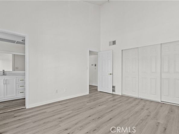 18958 Sherman Way 17, Reseda (los Angeles) CA 91335