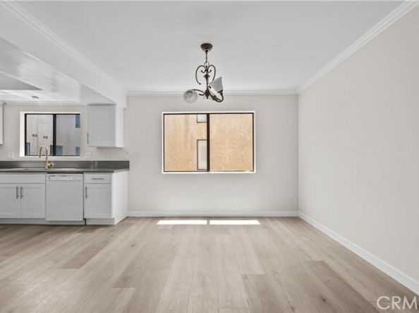 18958 Sherman Way 17, Reseda (los Angeles) CA 91335