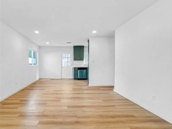 14320 Osborne Street, Panorama City (los Angeles) CA 91402