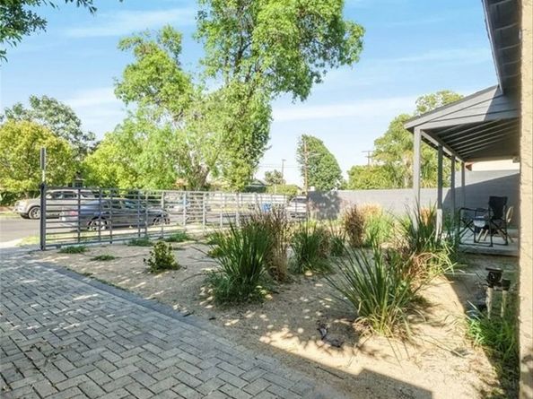 14320 Osborne Street, Panorama City (los Angeles) CA 91402