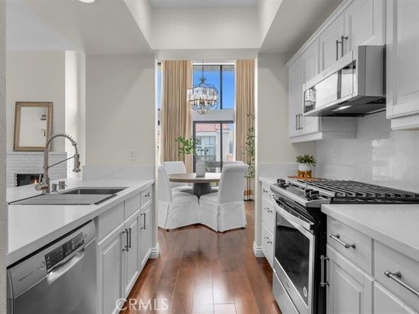 8180 Manitoba Street 360, Playa Del Rey (los Angeles) CA 90293