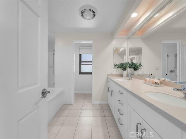 8180 Manitoba Street 360, Playa Del Rey (los Angeles) CA 90293