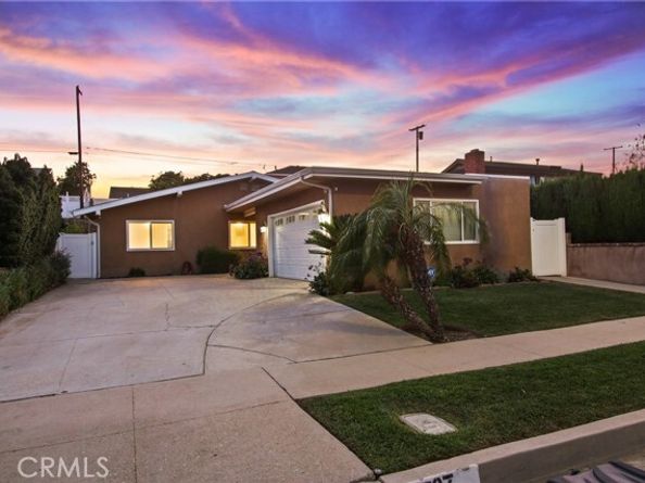 1737 Roseglen Avenue, San Pedro (los Angeles) CA 90731