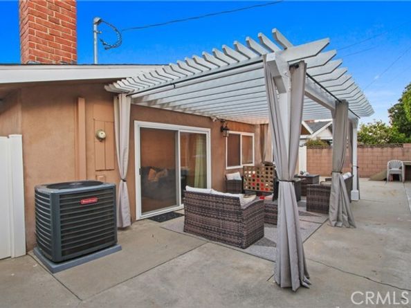 1737 Roseglen Avenue, San Pedro (los Angeles) CA 90731