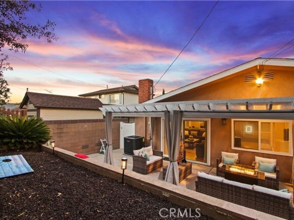 1737 Roseglen Avenue, San Pedro (los Angeles) CA 90731