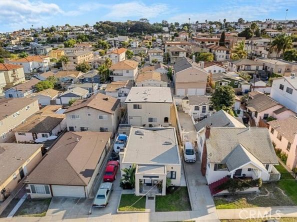 947 W 17th, San Pedro (los Angeles) CA 90731