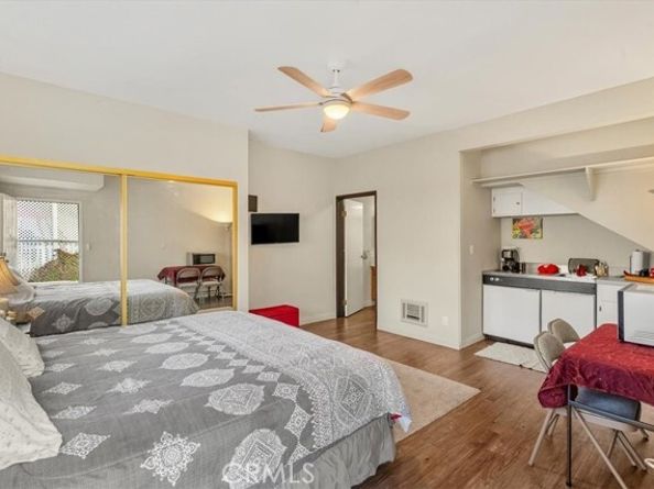 947 W 17th, San Pedro (los Angeles) CA 90731