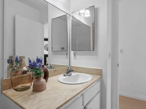 3468 Los Mochis Way, Oceanside CA 92056