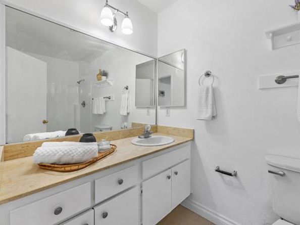 3468 Los Mochis Way, Oceanside CA 92056