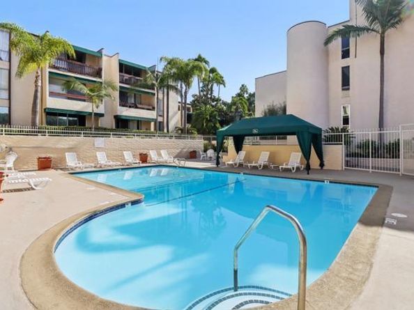6455 La Jolla Boulevard 122, La Jolla (san Diego) CA 92037