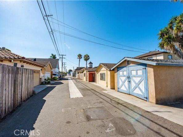 110 S Freeman Street, Oceanside CA 92054