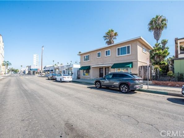 110 S Freeman Street, Oceanside CA 92054