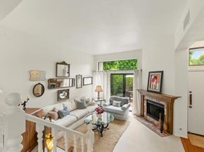 18751 Hatteras Street 13, Tarzana (los Angeles) CA 91356