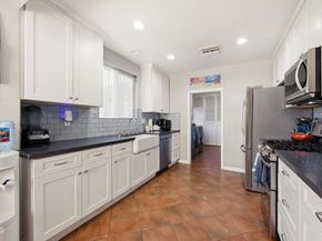 6514 Mammoth Avenue, Los Angeles CA 91401