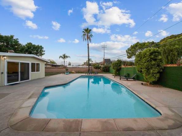9903 Lindo Lake Place, Lakeside CA 92040