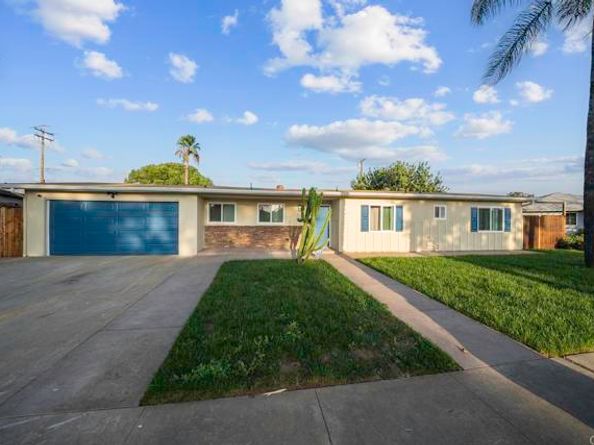 9903 Lindo Lake Place, Lakeside CA 92040
