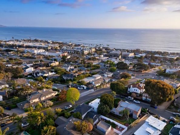 608 Forward Street, La Jolla (san Diego) CA 92037