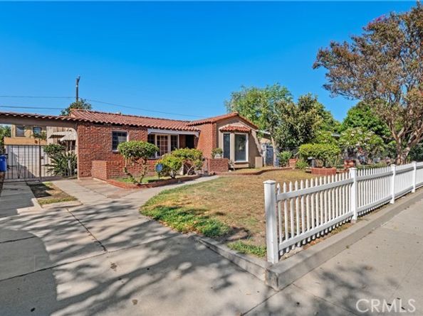 2801 Cudahy, Huntington Park CA 90255