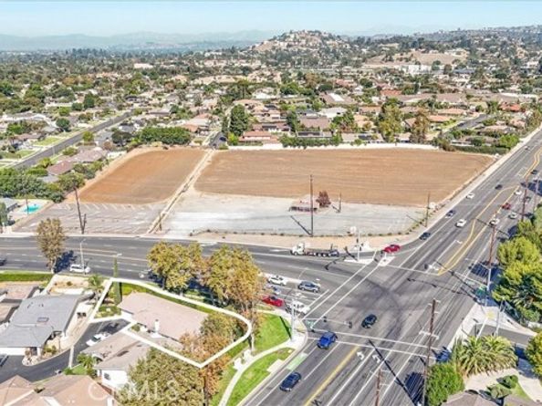 18951 Jane Circle, Tustin CA 92705