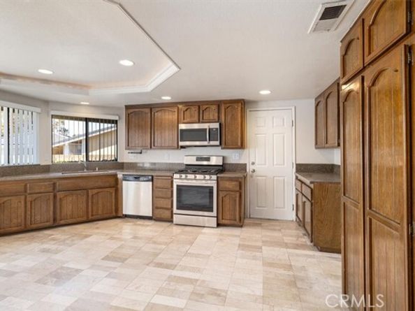 18951 Jane Circle, Tustin CA 92705