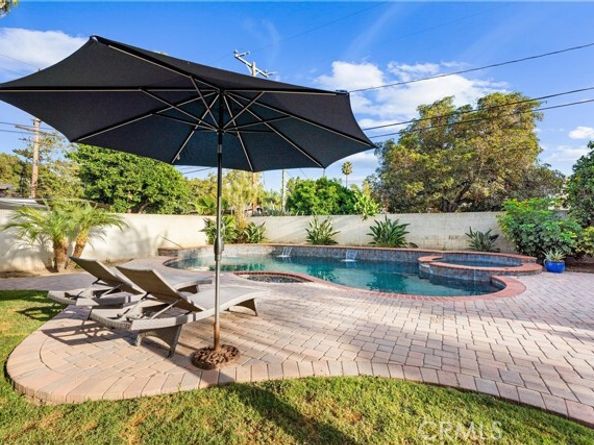 1646 E 15th Street, Santa Ana CA 92701