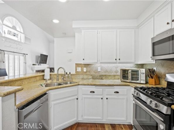 8 Massier Lane, Lake Forest (el Toro) CA 92610