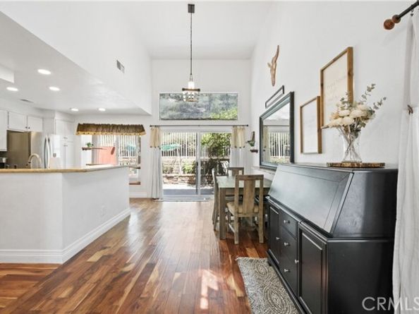 8 Massier Lane, Lake Forest (el Toro) CA 92610