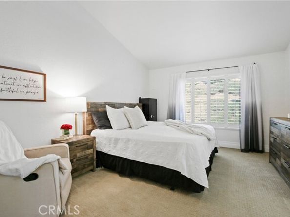 8 Massier Lane, Lake Forest (el Toro) CA 92610