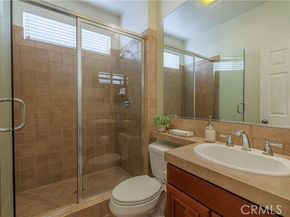 22 Modesto, Irvine CA 92602