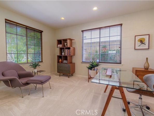 22 Modesto, Irvine CA 92602
