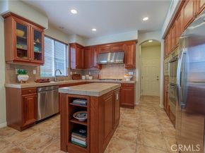 22 Modesto, Irvine CA 92602