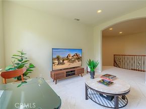 22 Modesto, Irvine CA 92602