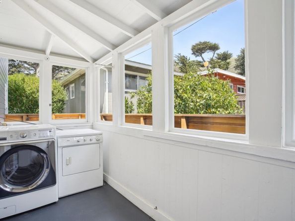 400 Paloma Ave, Pacifica CA 94044
