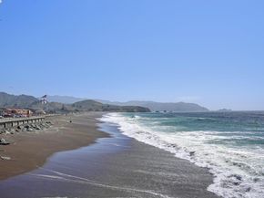 400 Paloma Ave, Pacifica CA 94044