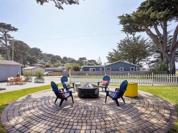 400 Paloma Ave, Pacifica CA 94044