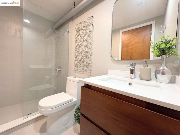 701 Pennsylvania AVE 109, San Francisco CA 94107