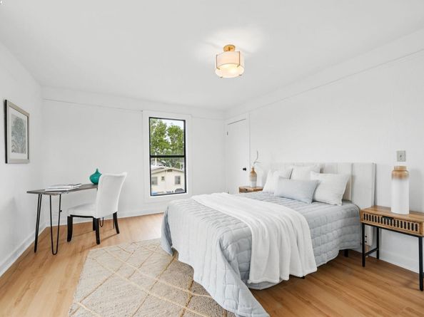 1572 Lincoln Ave, Alameda CA 94501