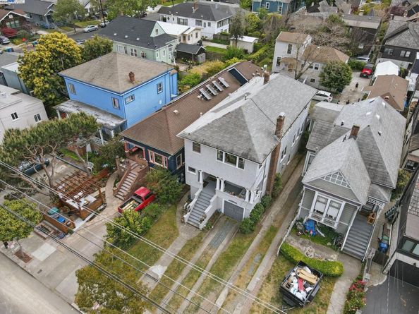 1572 Lincoln Ave, Alameda CA 94501